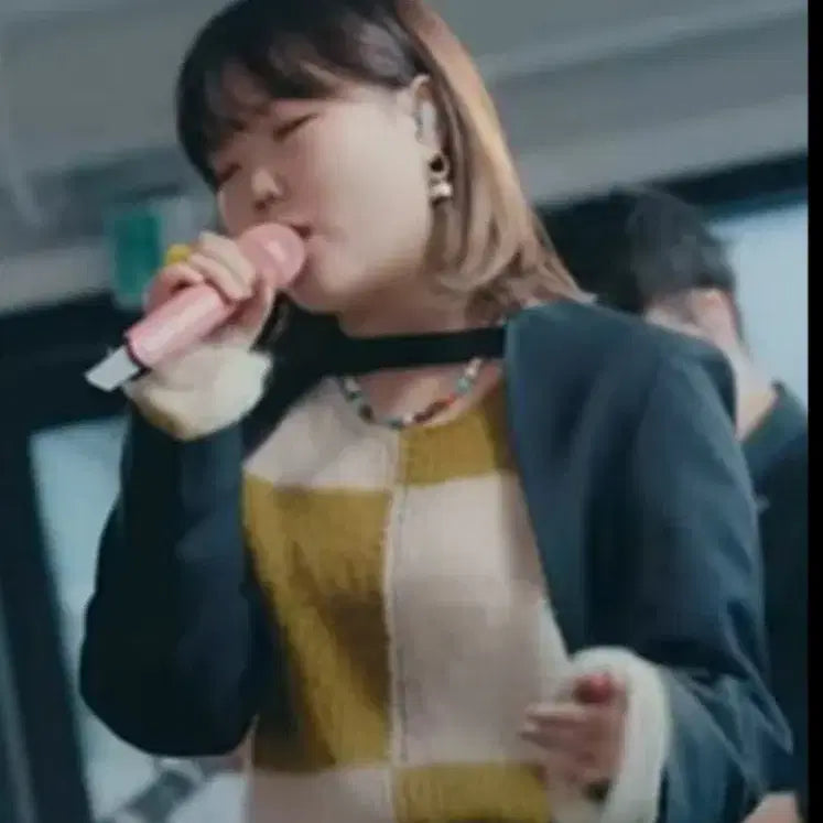 [BUNJANG] SALTY PEBBLE Block Knit Navy / SALTY PEBBLE 블럭니트 네이비 프리