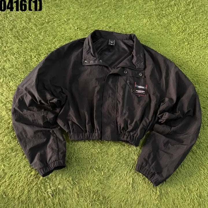 [BUNJANG] Mizuno Black Crop Windbreaker Jacket / 미즈노 블랙 크롭 바람막이 자켓