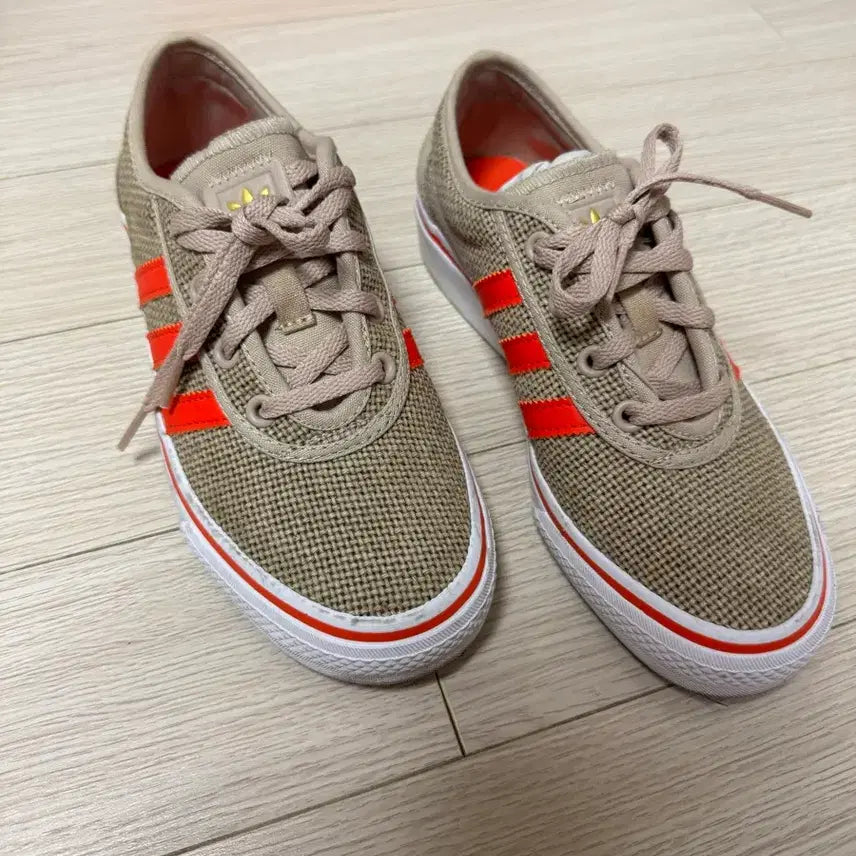 [BUNJANG] Adidas Sneakers Beige Orange / 아디다스 스니커즈 225 베이지 오렌지