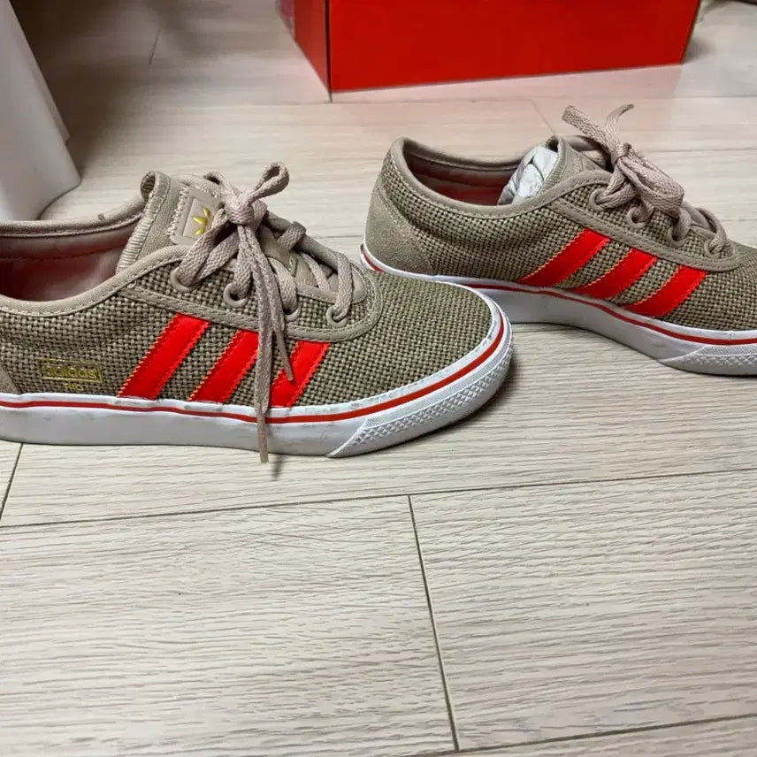 [BUNJANG] Adidas Sneakers Beige Orange / 아디다스 스니커즈 225 베이지 오렌지