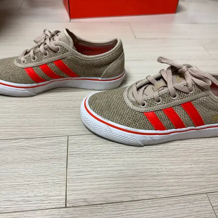 [BUNJANG] Adidas Sneakers Beige Orange / 아디다스 스니커즈 225 베이지 오렌지