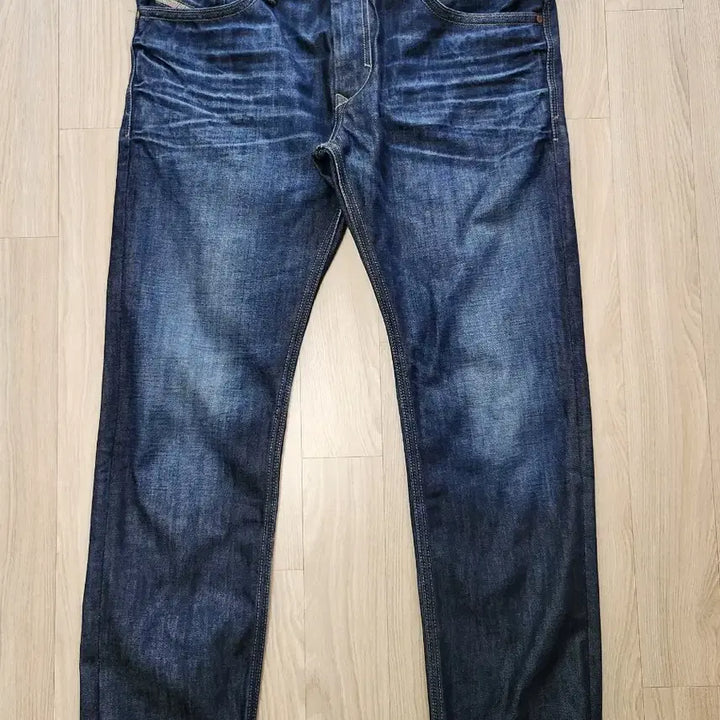 [BUNJANG] Diesel Thanaz Jeans / 디젤 thanaz 청바지(36