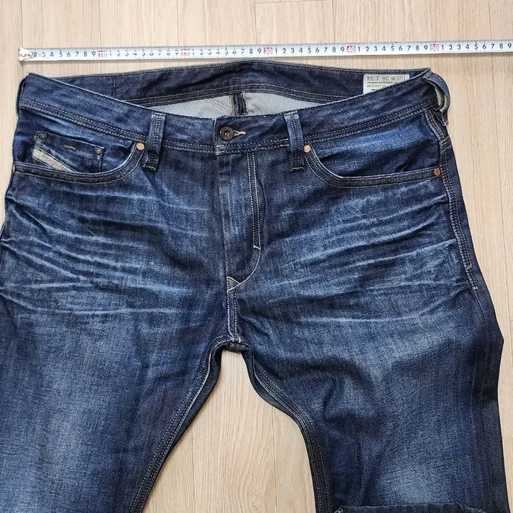 [BUNJANG] Diesel Thanaz Jeans / 디젤 thanaz 청바지(36