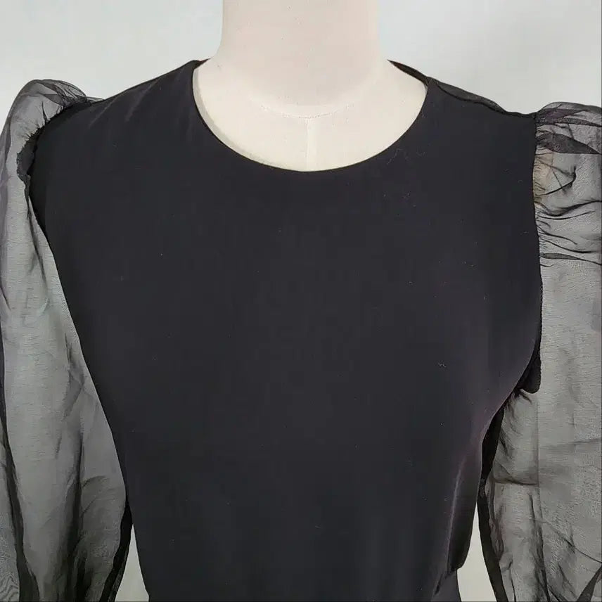 [BUNJANG] VIA Black Sheer Puff Sleeve Midi Dress / VIA 블랙 시스루 퍼프 소매 미디 원피스 55