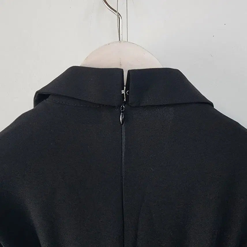 [BUNJANG] BENITO Tailored Black Wrap Long Dress / BENITO 테일러드 블랙 랩 스타일 롱 원피스