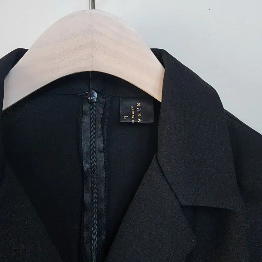 [BUNJANG] BENITO Tailored Black Wrap Long Dress / BENITO 테일러드 블랙 랩 스타일 롱 원피스
