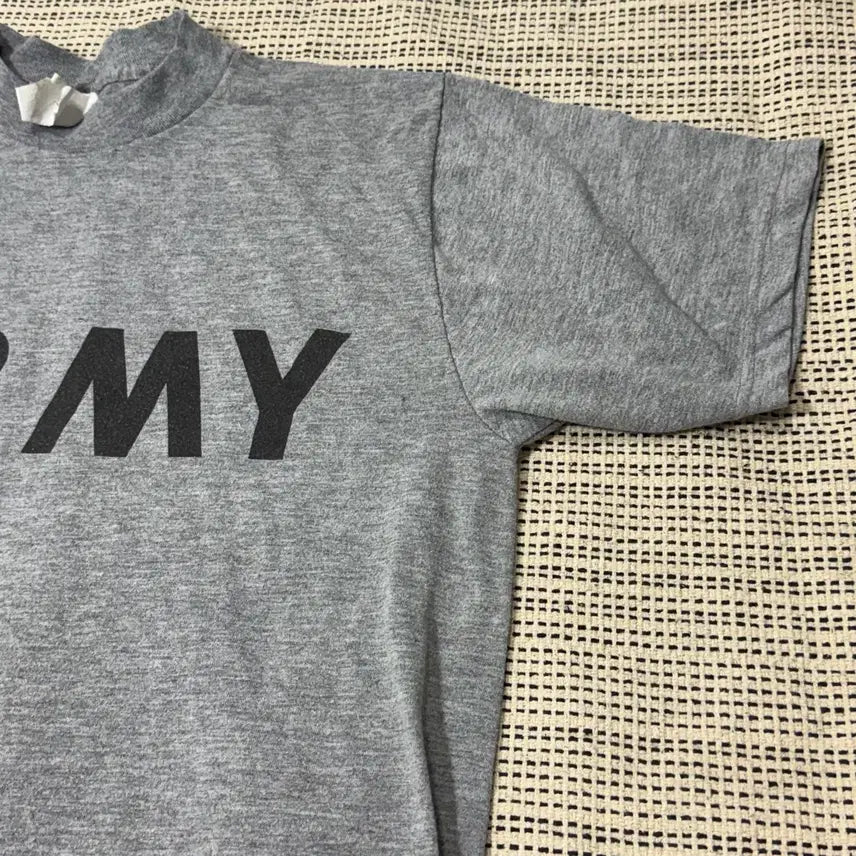 [BUNJANG] US Army Vintage T-shirt / US ARMY 빈티지 미군 정품 아미 반팔티 | 상태 좋음