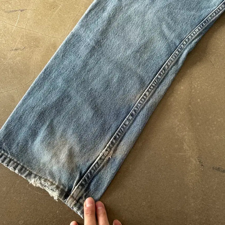 [SOLD OUT] Levis 505 Regularfit denim pants 32