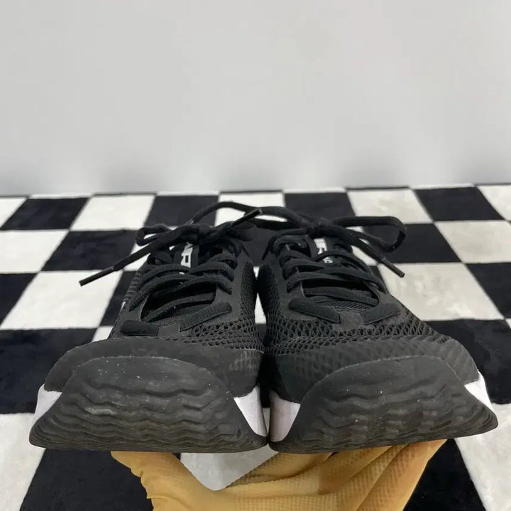 [SOLD OUT] 나이키 에어맥스 알파 트레이너6 운동화 270mm