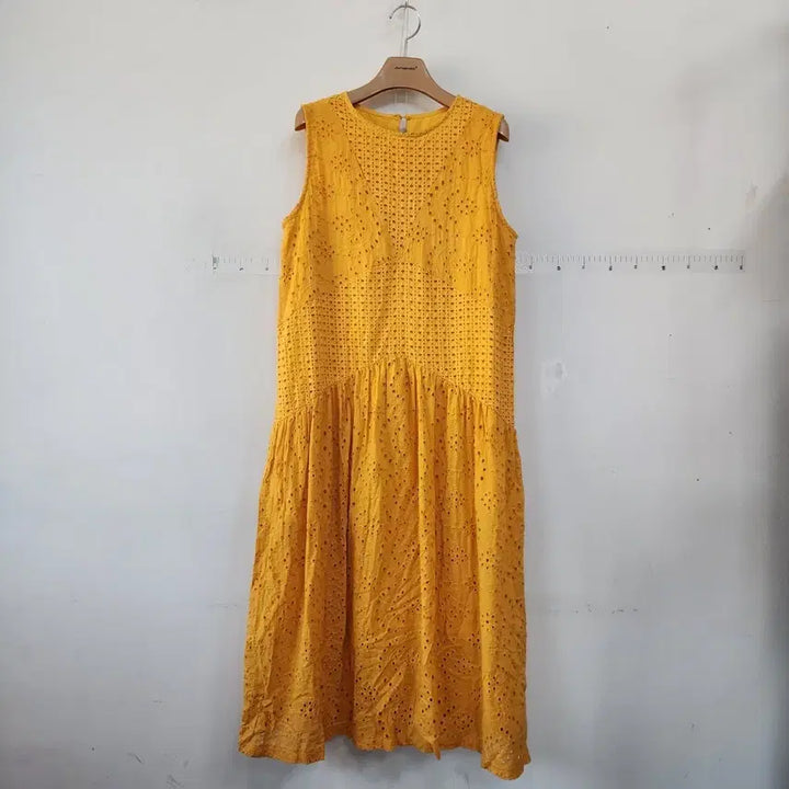 [BUNJANG] Yellow Eyelet Punching Long Dress / 옐로우 아일렛 펀칭 롱 원피스