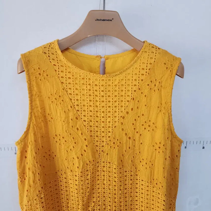 [BUNJANG] Yellow Eyelet Punching Long Dress / 옐로우 아일렛 펀칭 롱 원피스