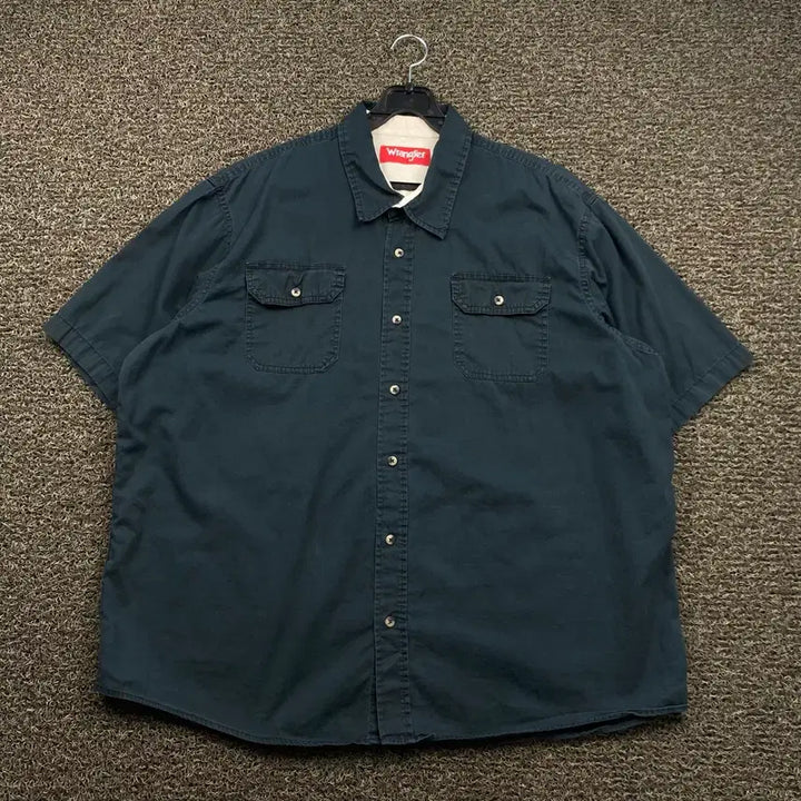 [BUNJANG] Wrangler Black Work Short Sleeve Shirt / 랭글러 블랙 워크 반팔 셔츠