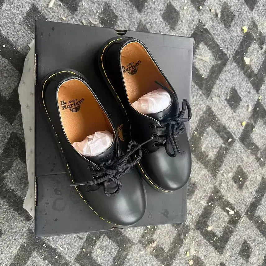 [SOLD OUT] 닥터마틴 1461 스무스 블랙 260mm