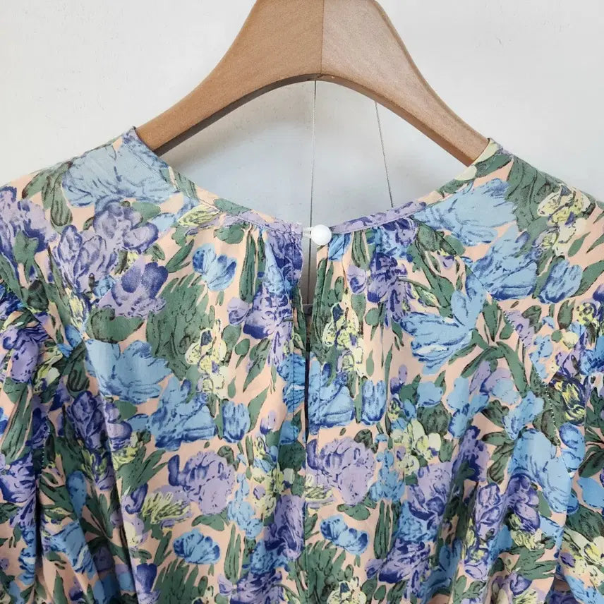 [SOLD OUT] 플라워 패턴 볼륨 롱 원피스