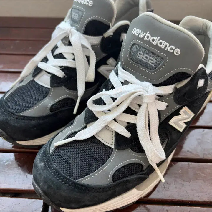 [BUNJANG] New Balance 992 Black/Grey USA Sneakers / 뉴발란스 992 블랙/그레이 made in USA UK7(255~260)