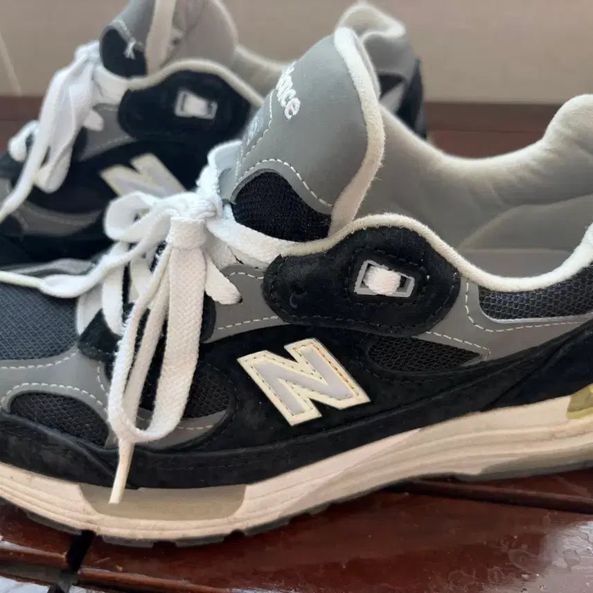 [BUNJANG] New Balance 992 Black/Grey USA Sneakers / 뉴발란스 992 블랙/그레이 made in USA UK7(255~260)