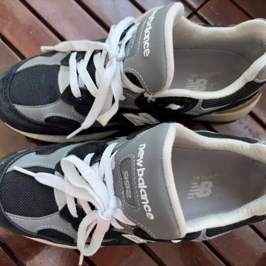 [BUNJANG] New Balance 992 Black/Grey USA Sneakers / 뉴발란스 992 블랙/그레이 made in USA UK7(255~260)