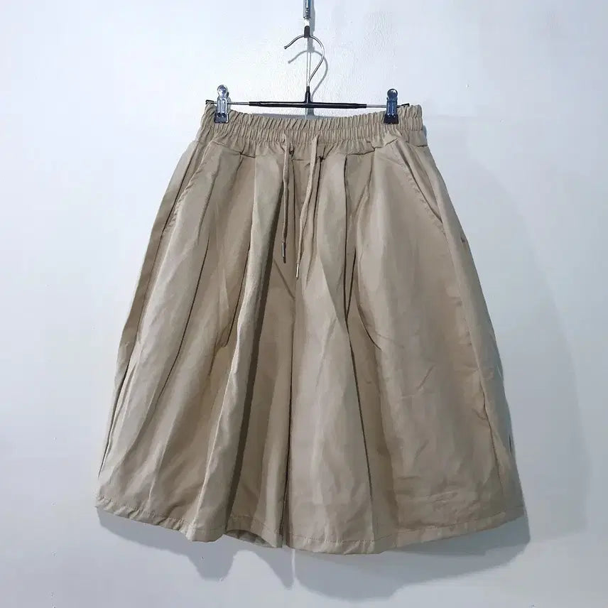 [BUNJANG] SS Twill Two-Tuck Bermuda Shorts / SS신상) 트윌 투턱 버뮤다 팬츠 5color