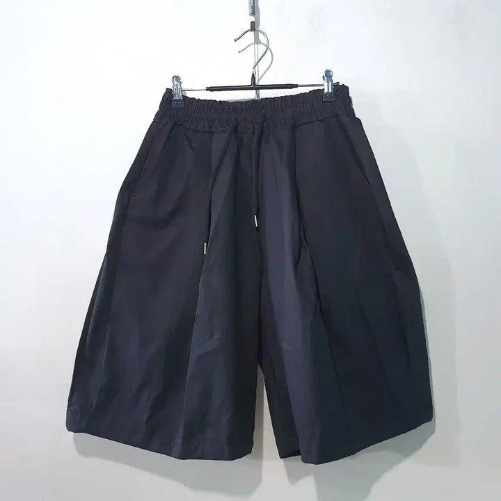 [BUNJANG] SS Twill Two-Tuck Bermuda Shorts / SS신상) 트윌 투턱 버뮤다 팬츠 5color
