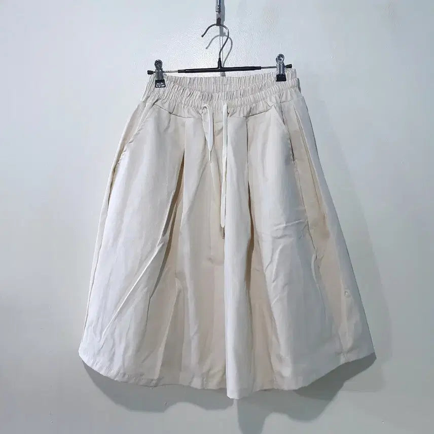 [BUNJANG] SS Twill Two-Tuck Bermuda Shorts / SS신상) 트윌 투턱 버뮤다 팬츠 5color