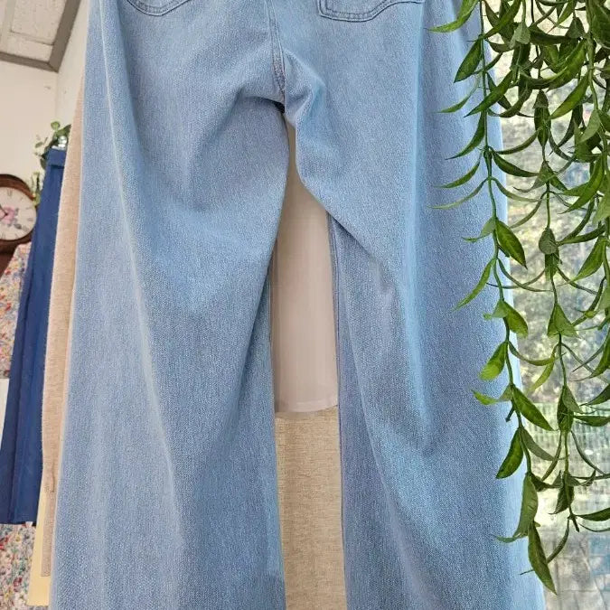 [SOLD OUT] [새상품]빅사이즈 와이드 스판 밴딩 연청 청바지
