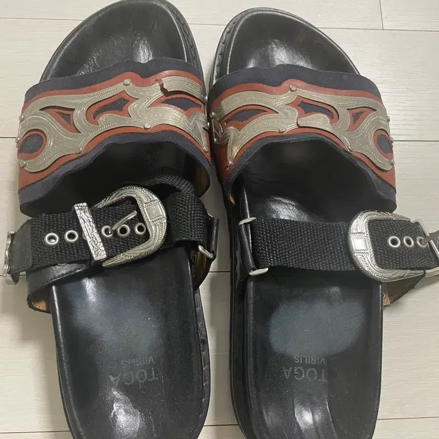 [BUNJANG] TOGA VIRILIS Western Buckle Sandals / TOGA VIRILIS 웨스턴 버클 샌들