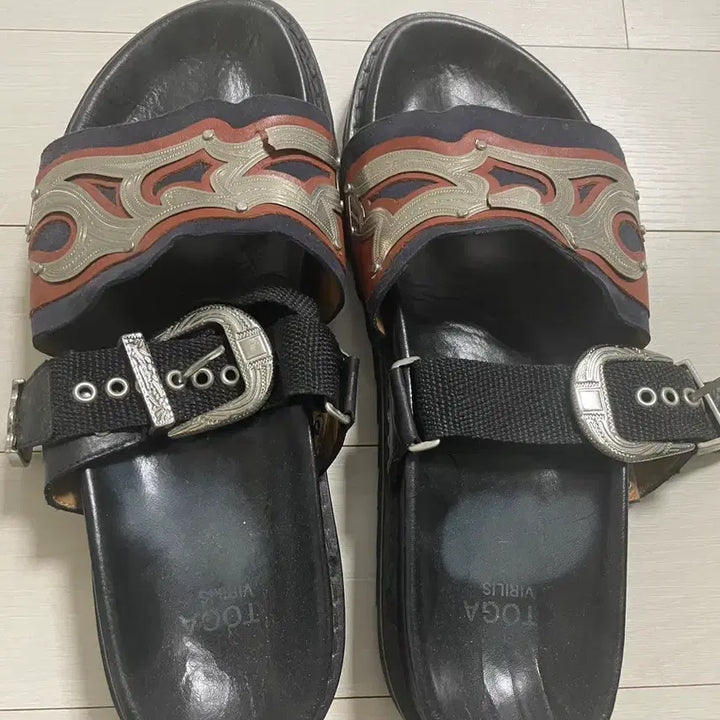 [BUNJANG] TOGA VIRILIS Western Buckle Sandals / TOGA VIRILIS 웨스턴 버클 샌들