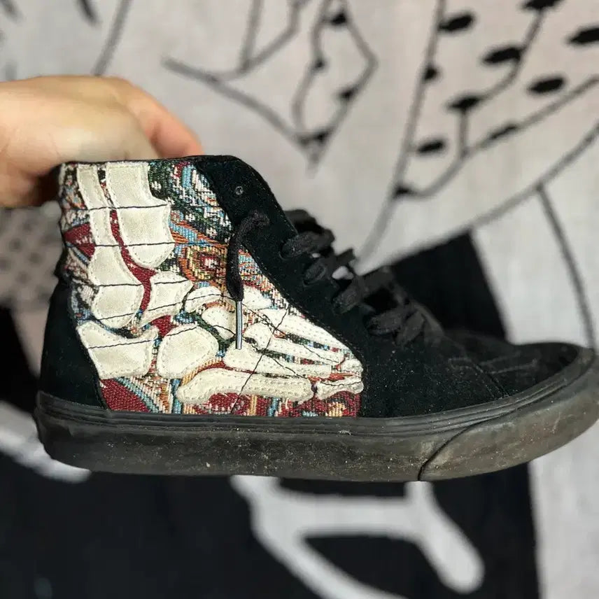 [BUNJANG] Vans Skull Embroidered Sneakers / 반스 275