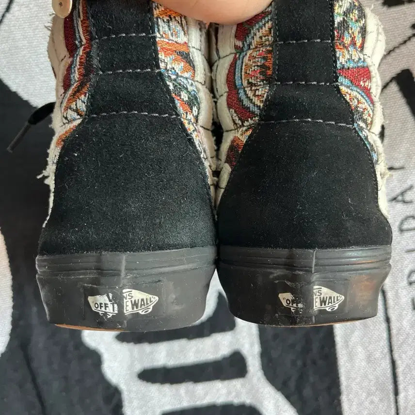 [BUNJANG] Vans Skull Embroidered Sneakers / 반스 275