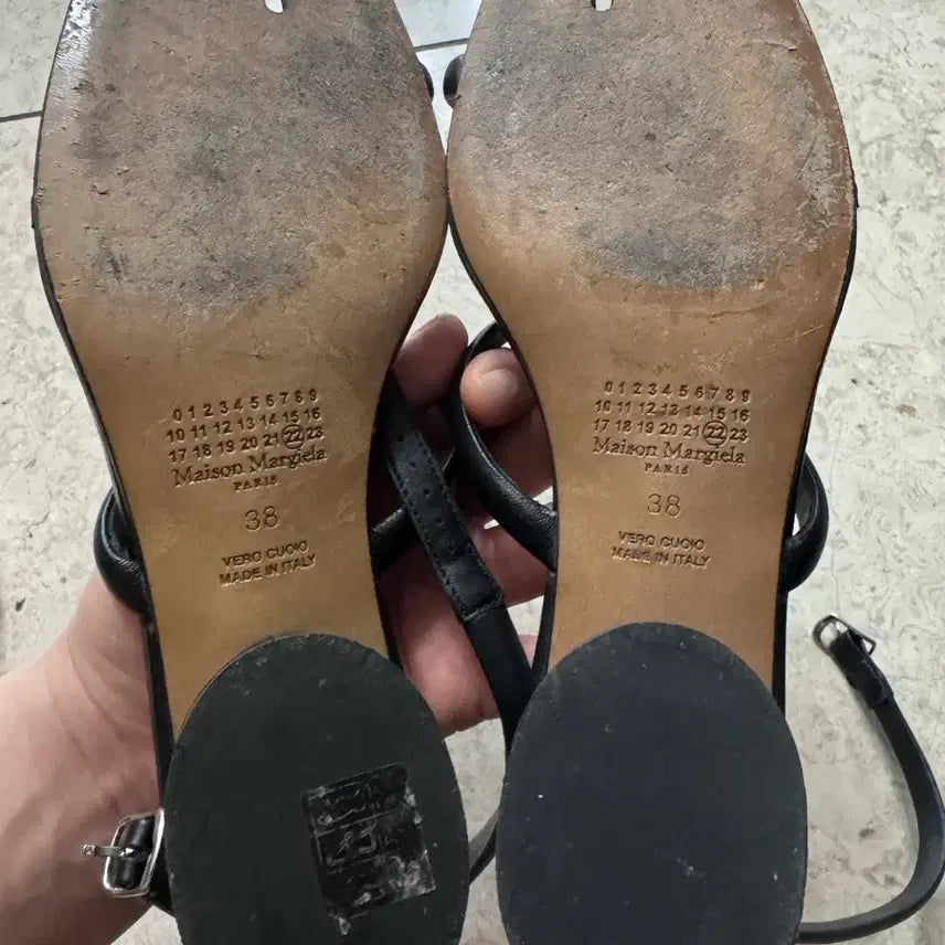 [BUNJANG] Maison Margiela Tabi Sandals (Size 38) / 마르지엘라 타비 샌들 38 사이즈