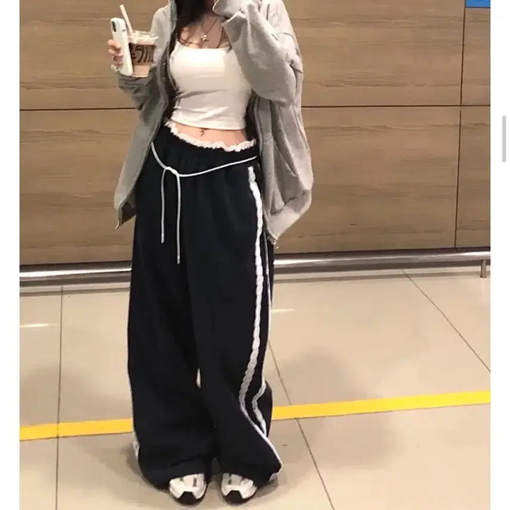[BUNJANG] Track Lace Training Pants / 트랙 레이스 배색 트레이닝 팬츠