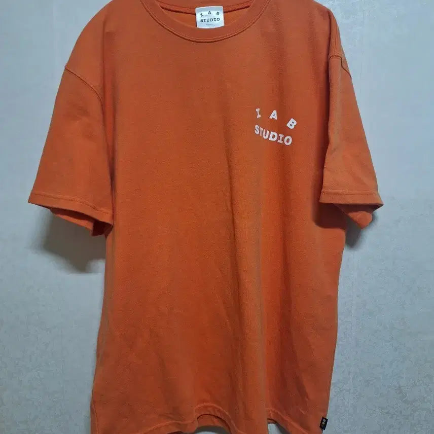 [SOLD OUT] 아이앱스튜디오 오렌지색 반팔티셔츠