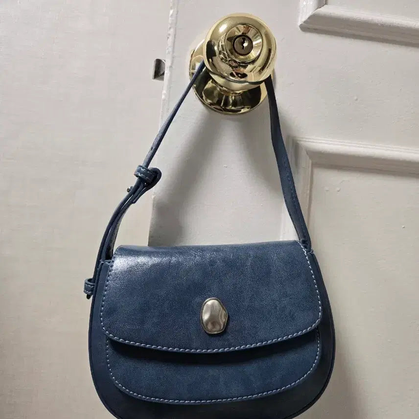 [SOLD OUT] 미니 숄더백 블루