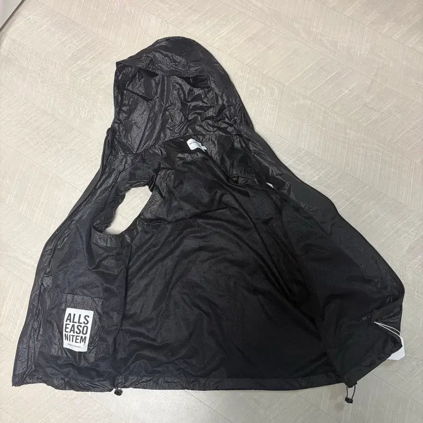 [BUNJANG] Dimitri Black ASI 2-Way Nylon Metal Hood Vest / 새상품) 디미트리블랙 ASI 2WAY 나일론 메탈 후드 베스트_블랙
