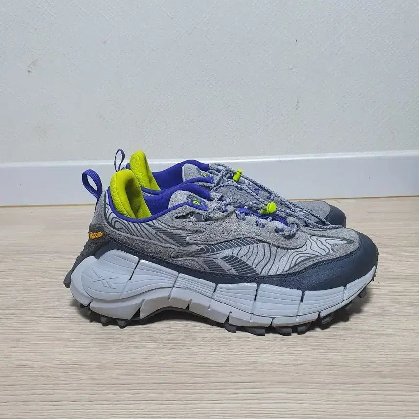 [BUNJANG] Reebok Kinetic 2.5 Edge Gray Lime Sneakers / 리복 직 키네티카 2.5 엣지 그레이 라임 280