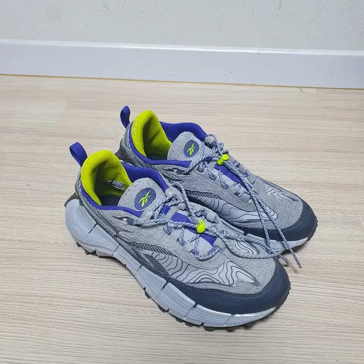 [BUNJANG] Reebok Kinetic 2.5 Edge Gray Lime Sneakers / 리복 직 키네티카 2.5 엣지 그레이 라임 280