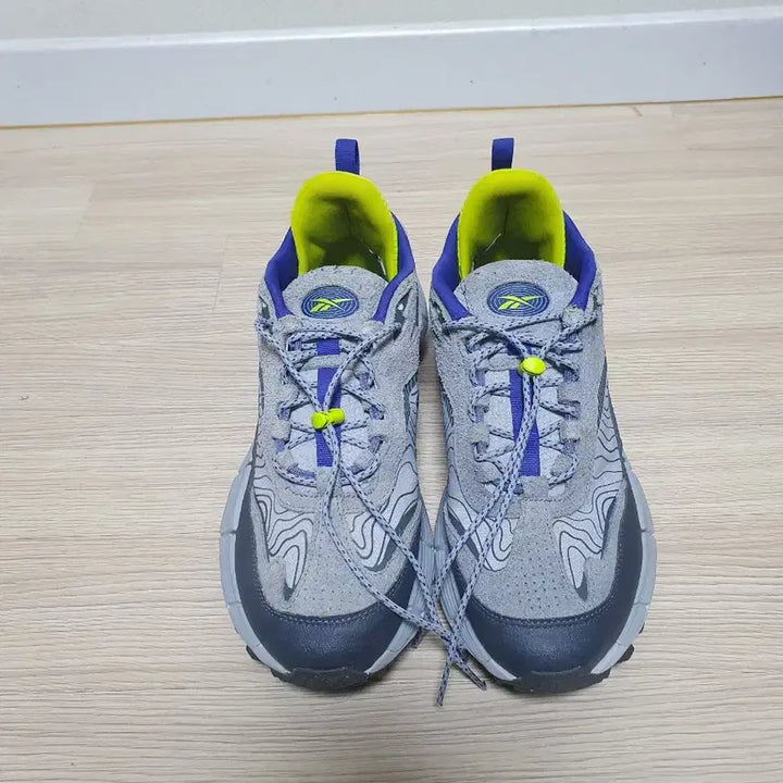 [BUNJANG] Reebok Kinetic 2.5 Edge Gray Lime Sneakers / 리복 직 키네티카 2.5 엣지 그레이 라임 280