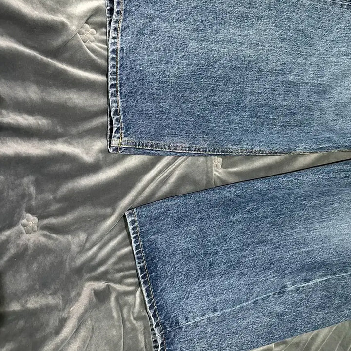 [SOLD OUT] 해칭룸 와이드 커브진 블루 3사이즈