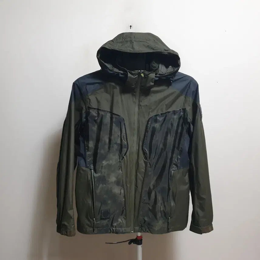 [BUNJANG] Black Yak Hooded Windbreaker Jacket (Size 95) / 블랙야크후드바람막이점퍼/95