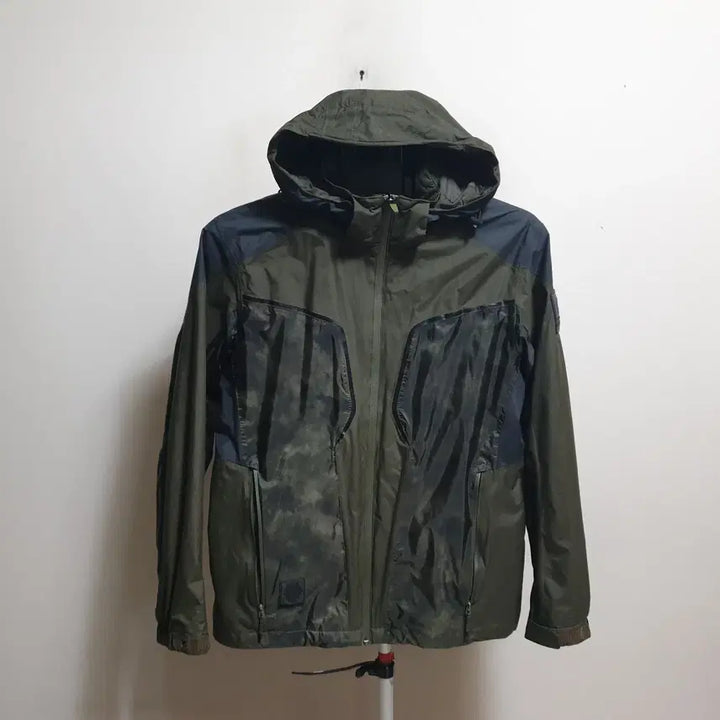 [BUNJANG] Black Yak Hooded Windbreaker Jacket (Size 95) / 블랙야크후드바람막이점퍼/95