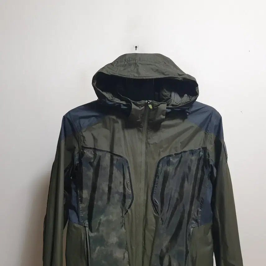 [BUNJANG] Black Yak Hooded Windbreaker Jacket (Size 95) / 블랙야크후드바람막이점퍼/95