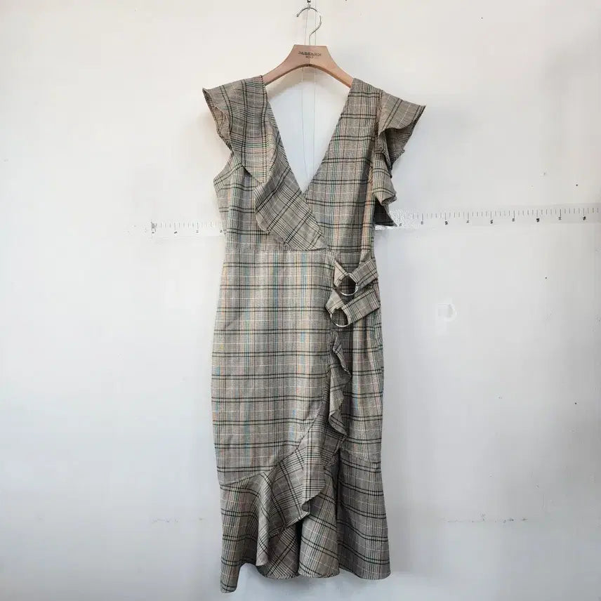[BUNJANG] DANJI Checkered Long Dress with Frill Detail / DANJI 체크 롱 원피스 프릴 장식