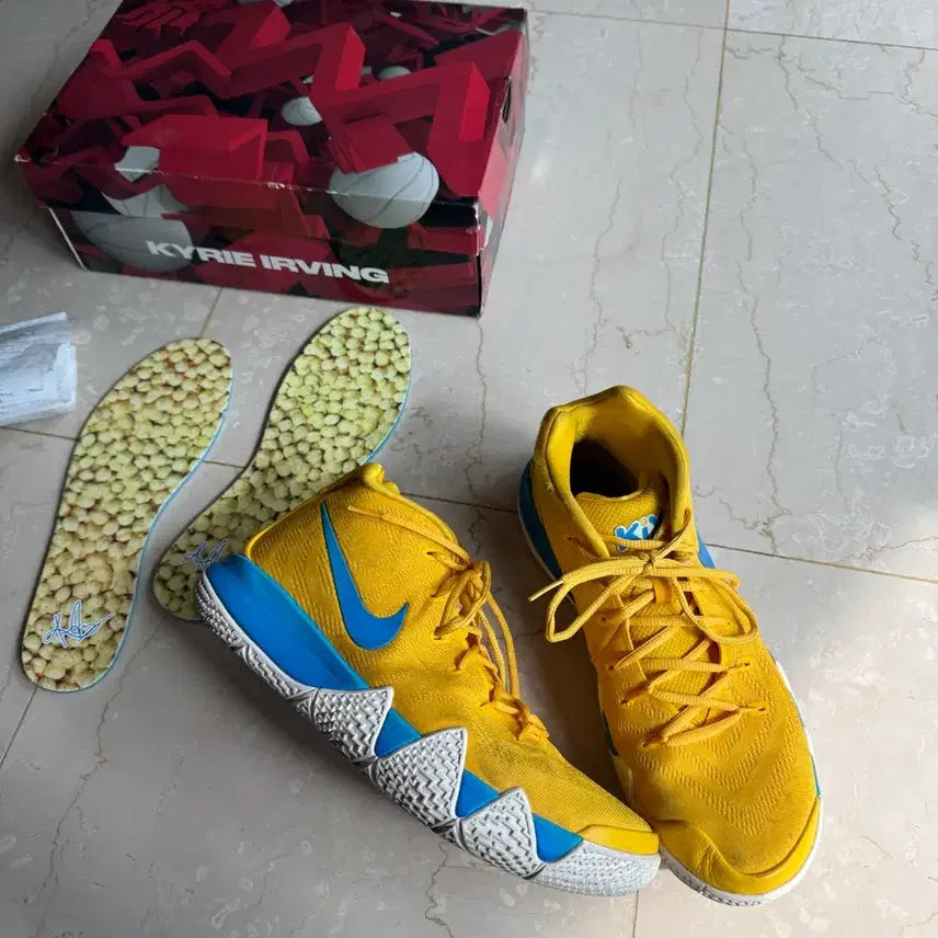 [BUNJANG] Nike Kyrie 4 KIX Collaboration Sneakers / 나이키 / 카이리4 KIX 콜라보 / 285(10.5)