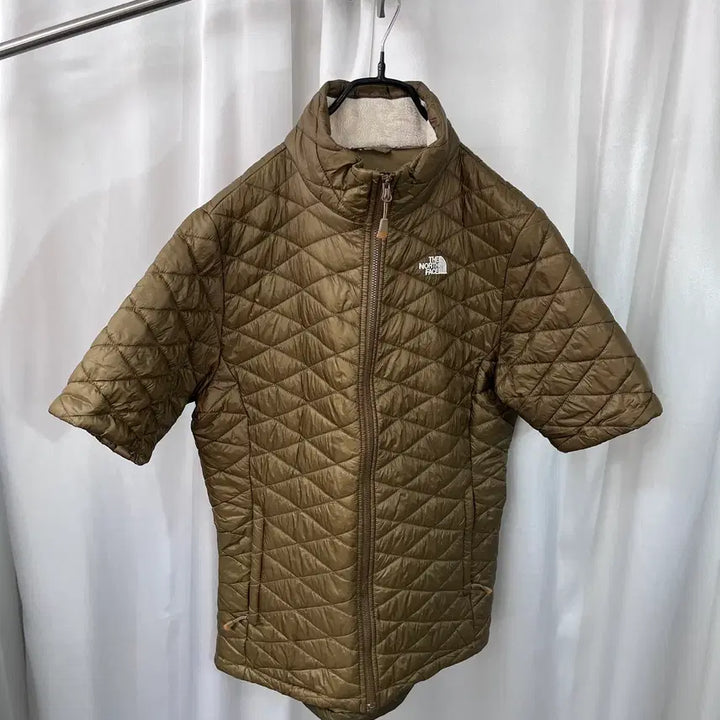 [BUNJANG] The North Face Lightweight Short Sleeve Padded Jacket / 노스페이스 반팔 경량 패딩