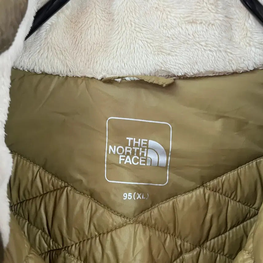 [BUNJANG] The North Face Lightweight Short Sleeve Padded Jacket / 노스페이스 반팔 경량 패딩