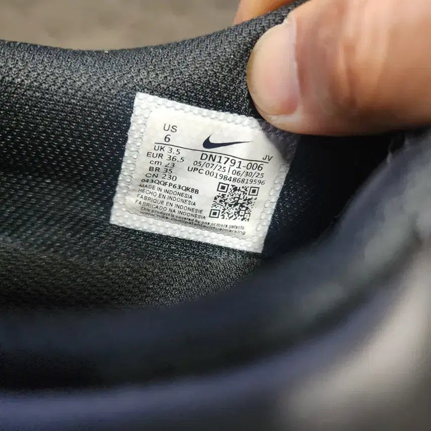 [BUNJANG] Nike Cortez Black Sneakers (Women&