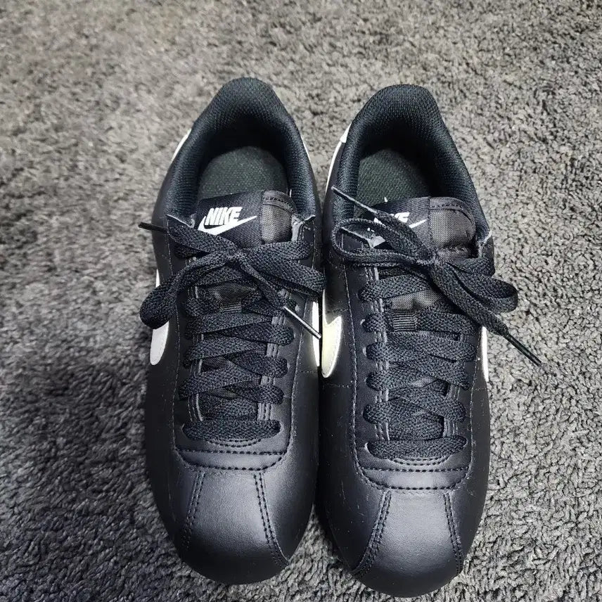[BUNJANG] Nike Cortez Black Sneakers (Women&