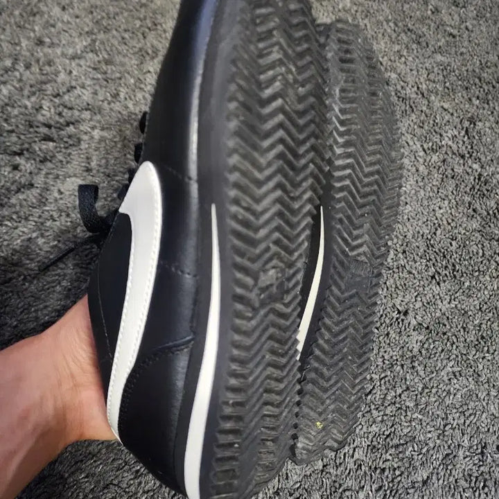 [BUNJANG] Nike Cortez Black Sneakers (Women&