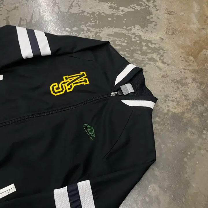 [BUNJANG] Nike Old School Track Jacket / 00s 나이키 올드스쿨 트랙 자켓