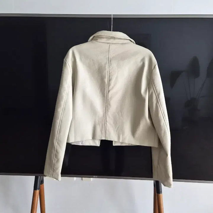 [BUNJANG] Ivory Faux Leather Crop Jacket / 아이보리 크롭 인조가죽자켓